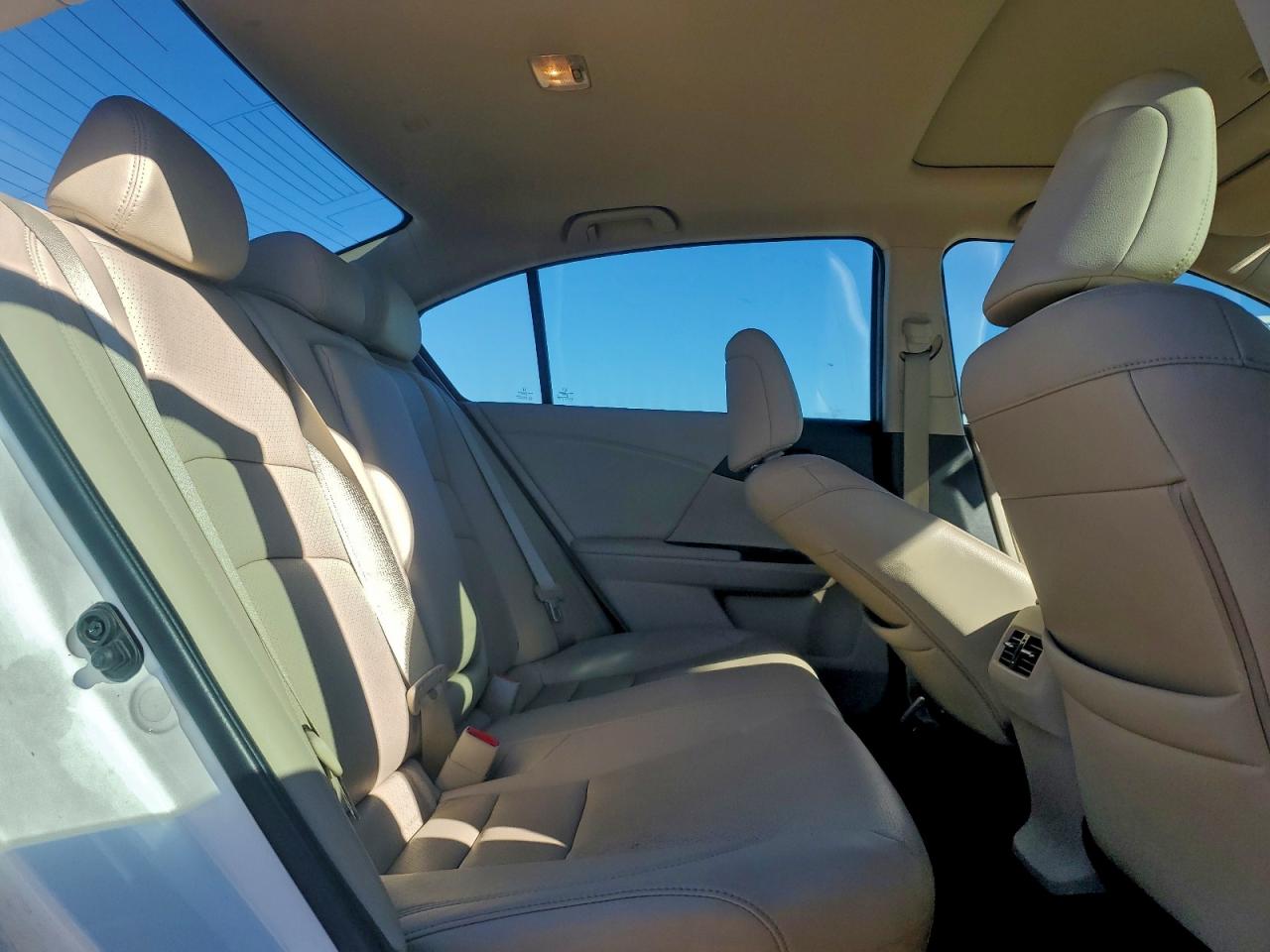 2017 HONDA ACCORD TOURING photo 10