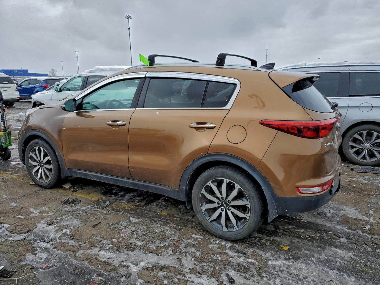2017 KIA SPORTAGE EX photo 2