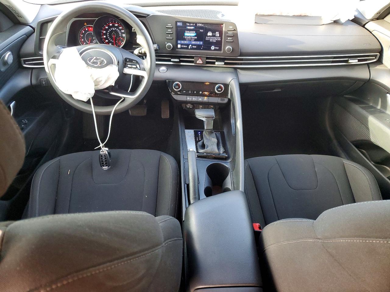 2022 HYUNDAI ELANTRA SEL photo 15