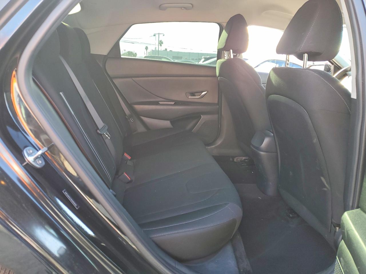 2022 HYUNDAI ELANTRA SEL photo 19
