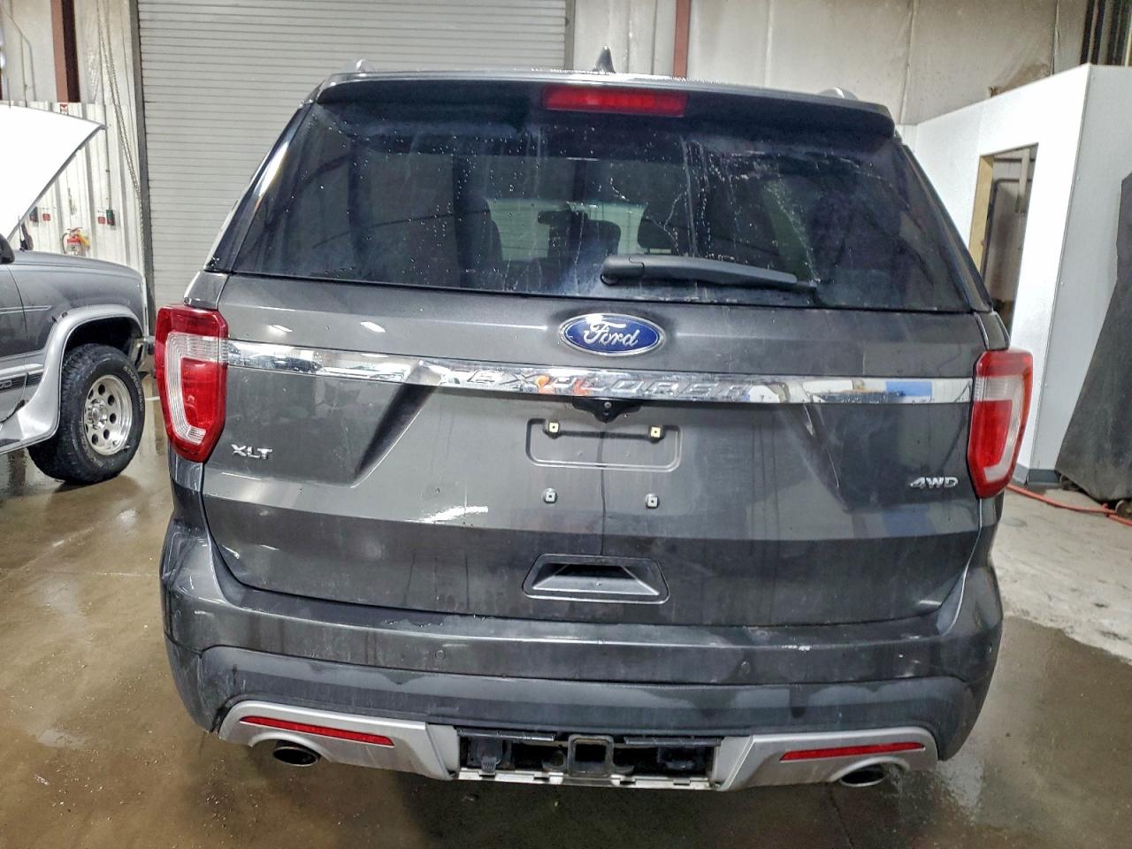 2016 FORD EXPLORER XLT photo 11