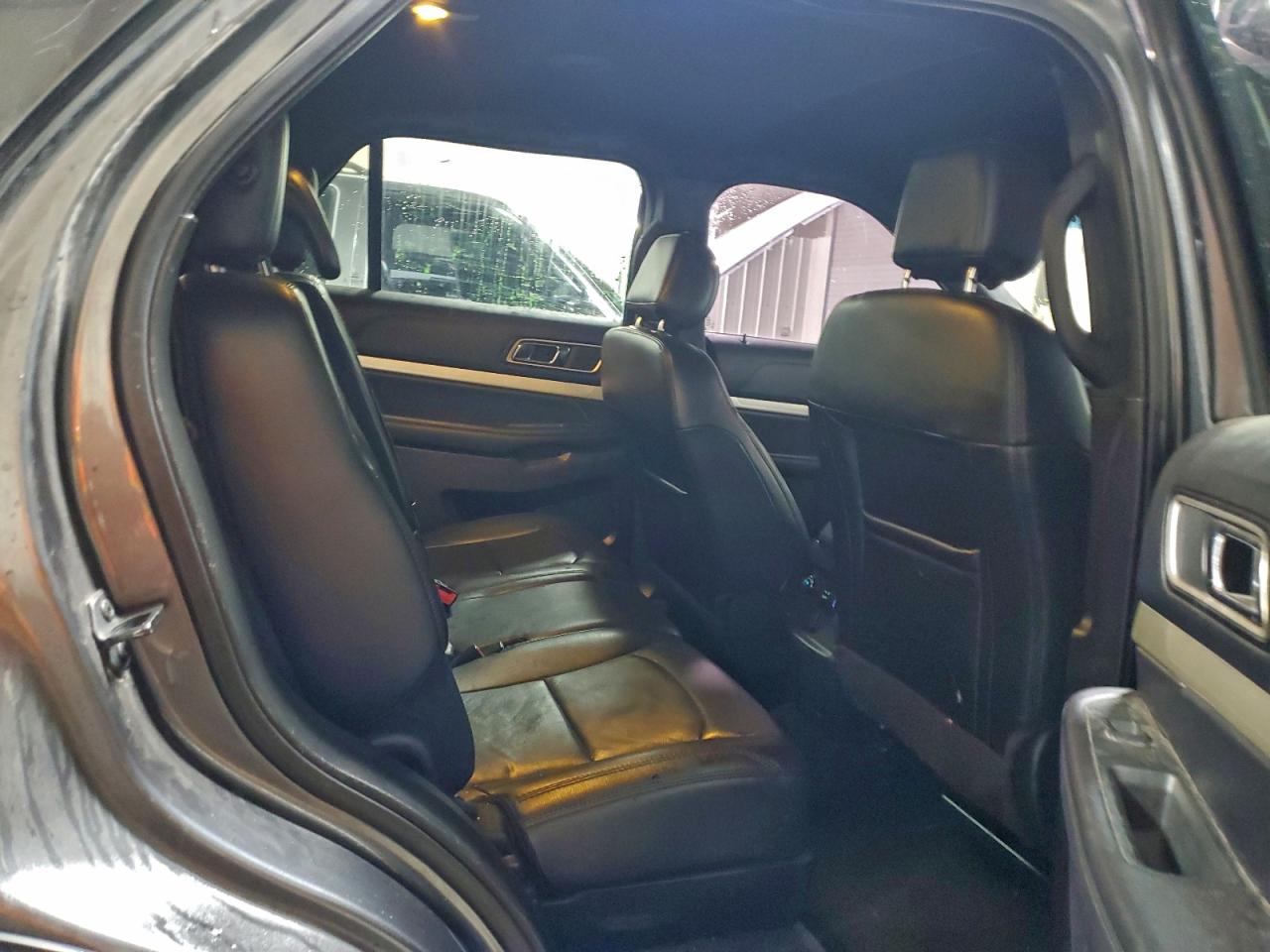2016 FORD EXPLORER XLT photo 19