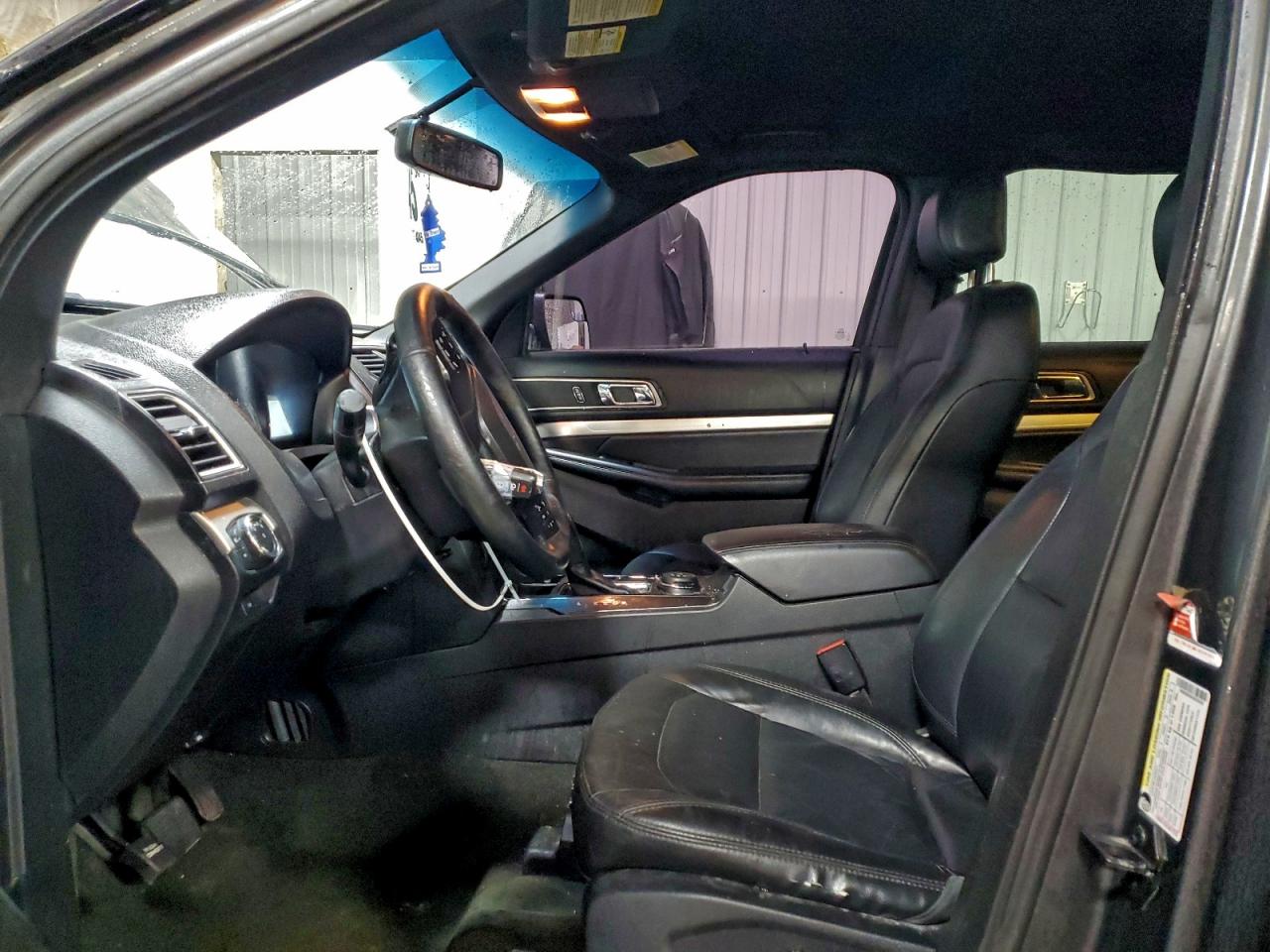2016 FORD EXPLORER XLT photo 13