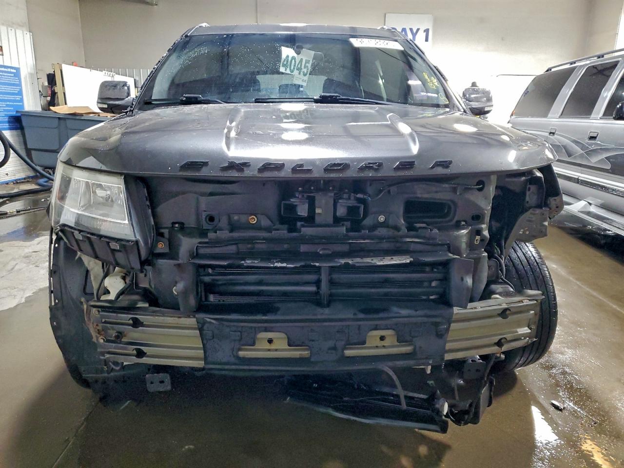 2016 FORD EXPLORER XLT photo 9