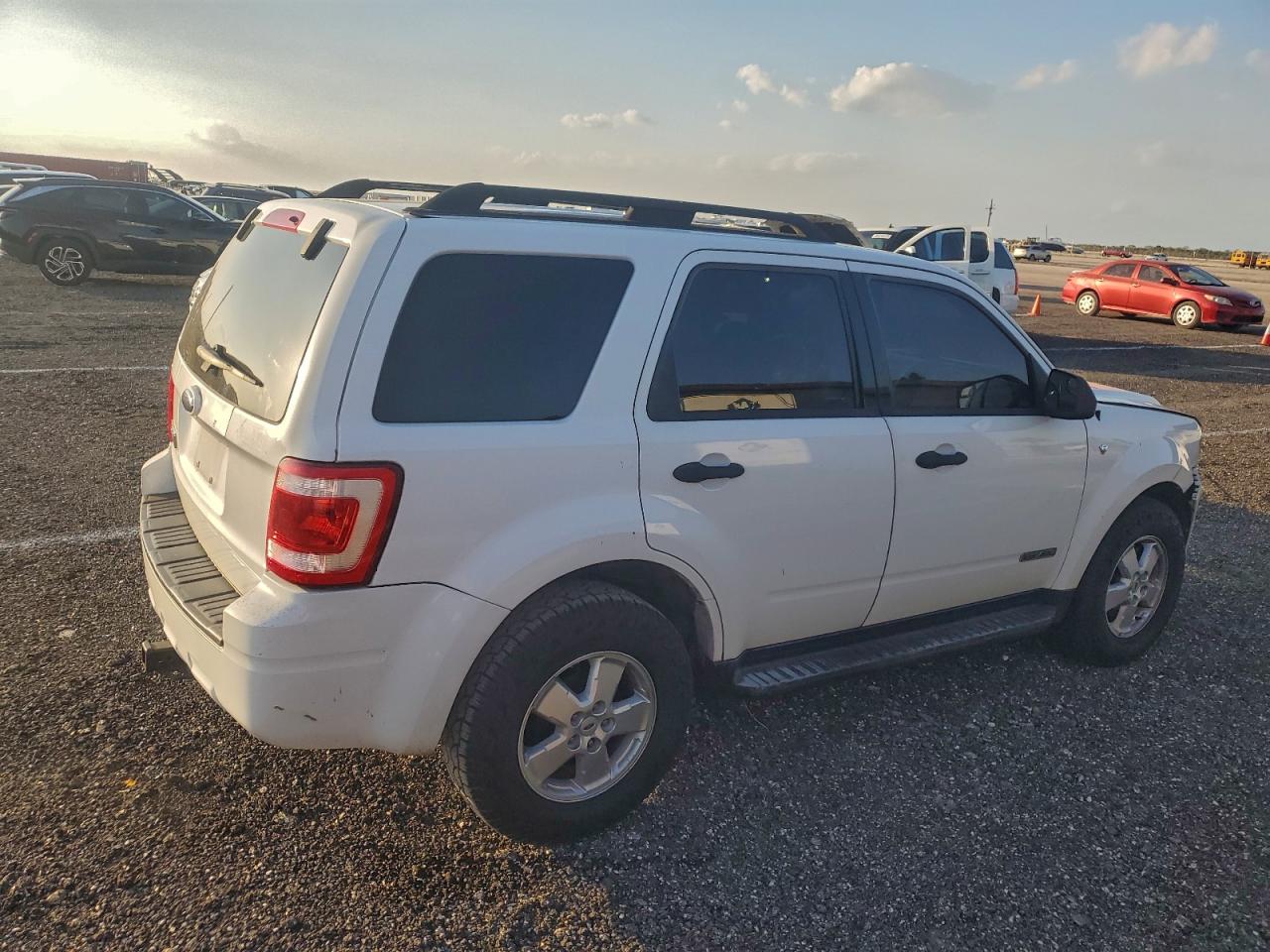 2008 FORD ESCAPE XLT photo 3
