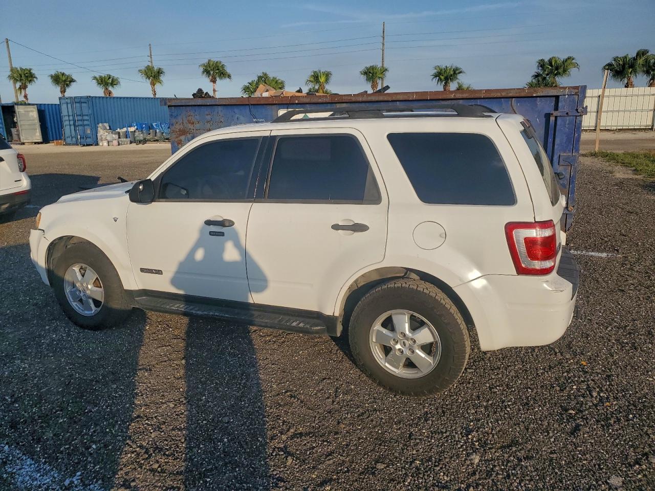 2008 FORD ESCAPE XLT photo 2