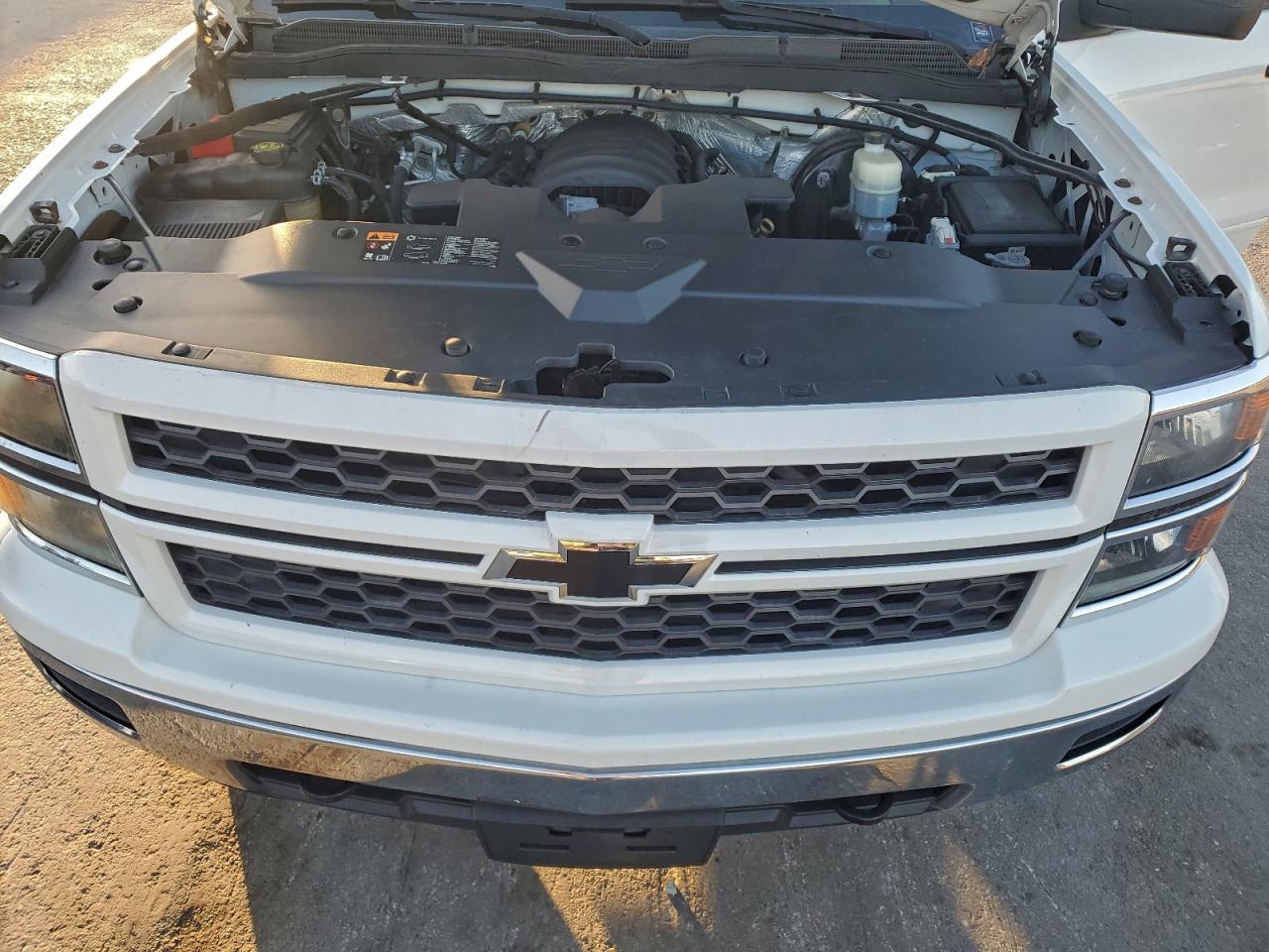 2015 CHEVROLET SILVERADO K1500 LT photo 11