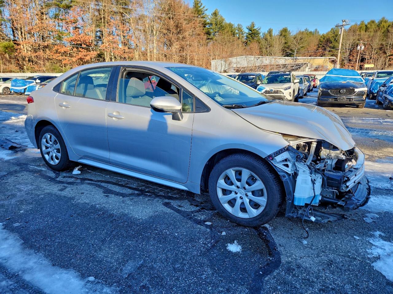 2022 TOYOTA COROLLA LE photo 4