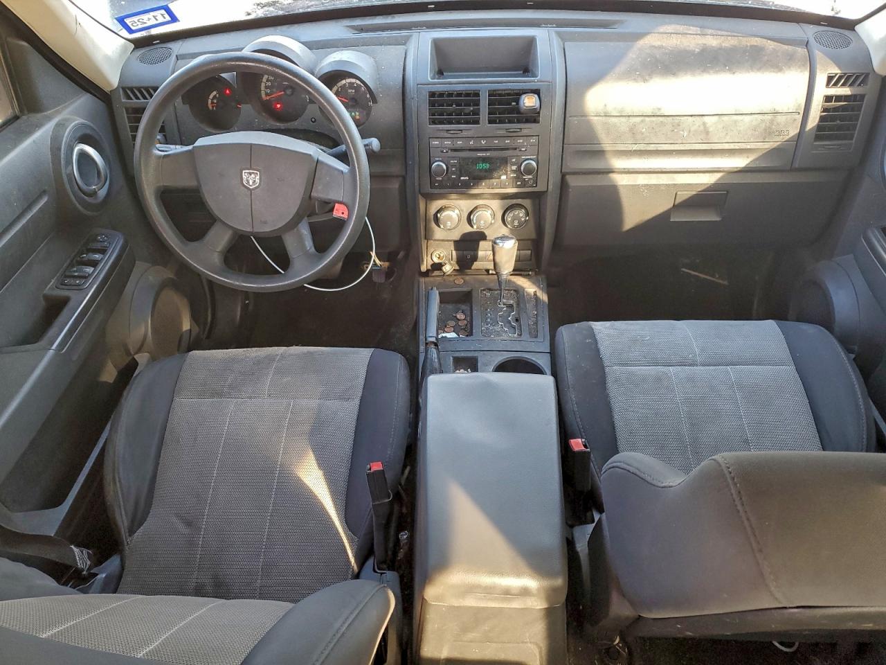 2008 DODGE NITRO SXT photo 8