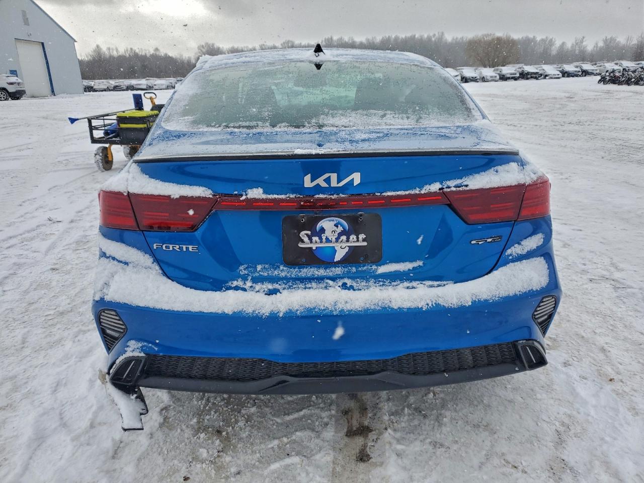 2024 KIA FORTE GT LINE photo 6
