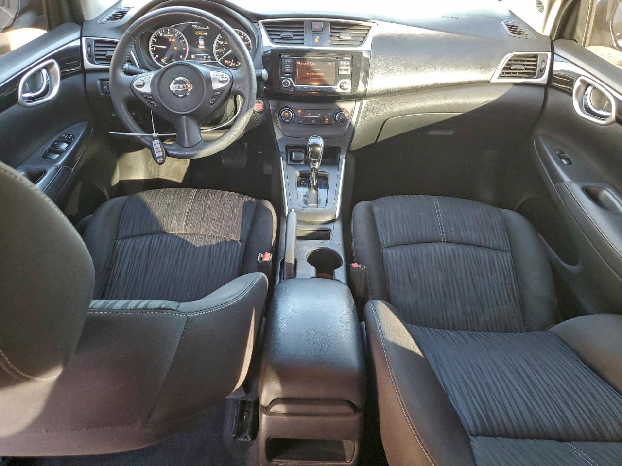 2017 NISSAN SENTRA S photo 8