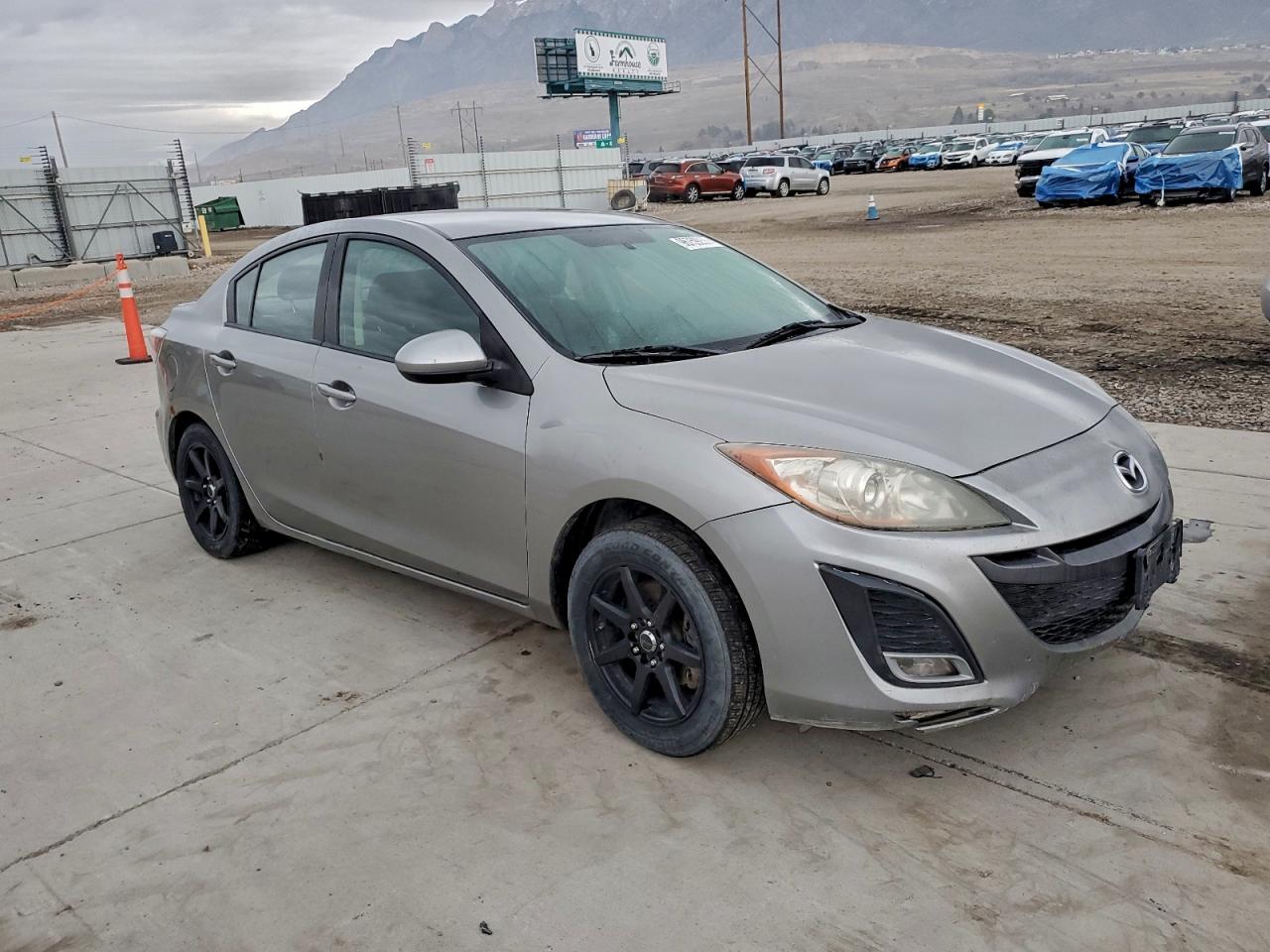 2010 MAZDA 3 S photo 4