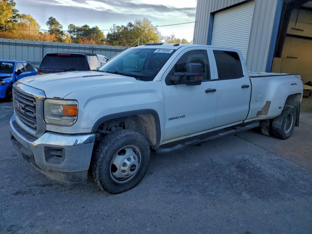 2015 GMC SIERRA K3500 — MECHANICAL damage — photo 1