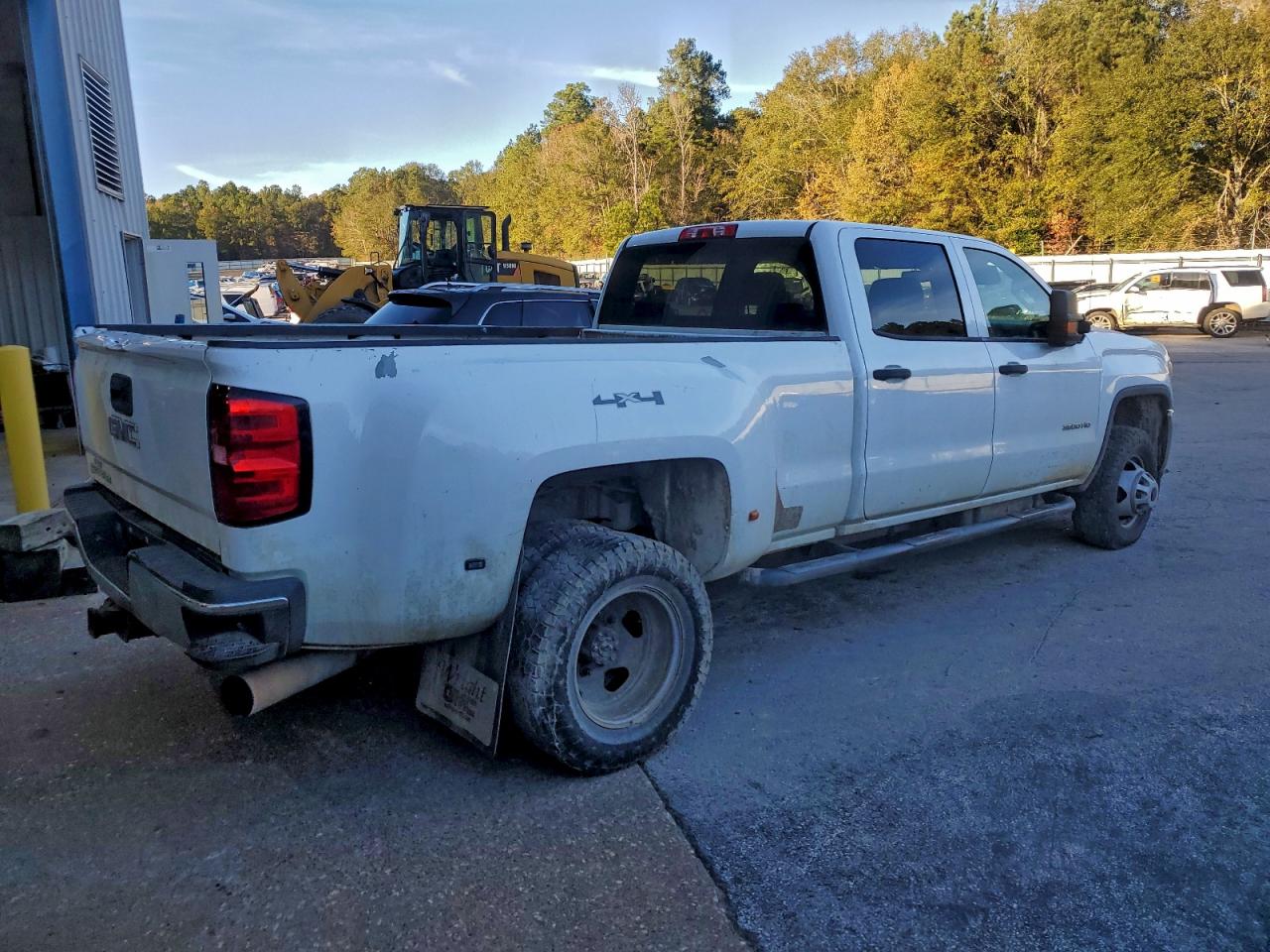 2015 GMC SIERRA K3500 photo 3