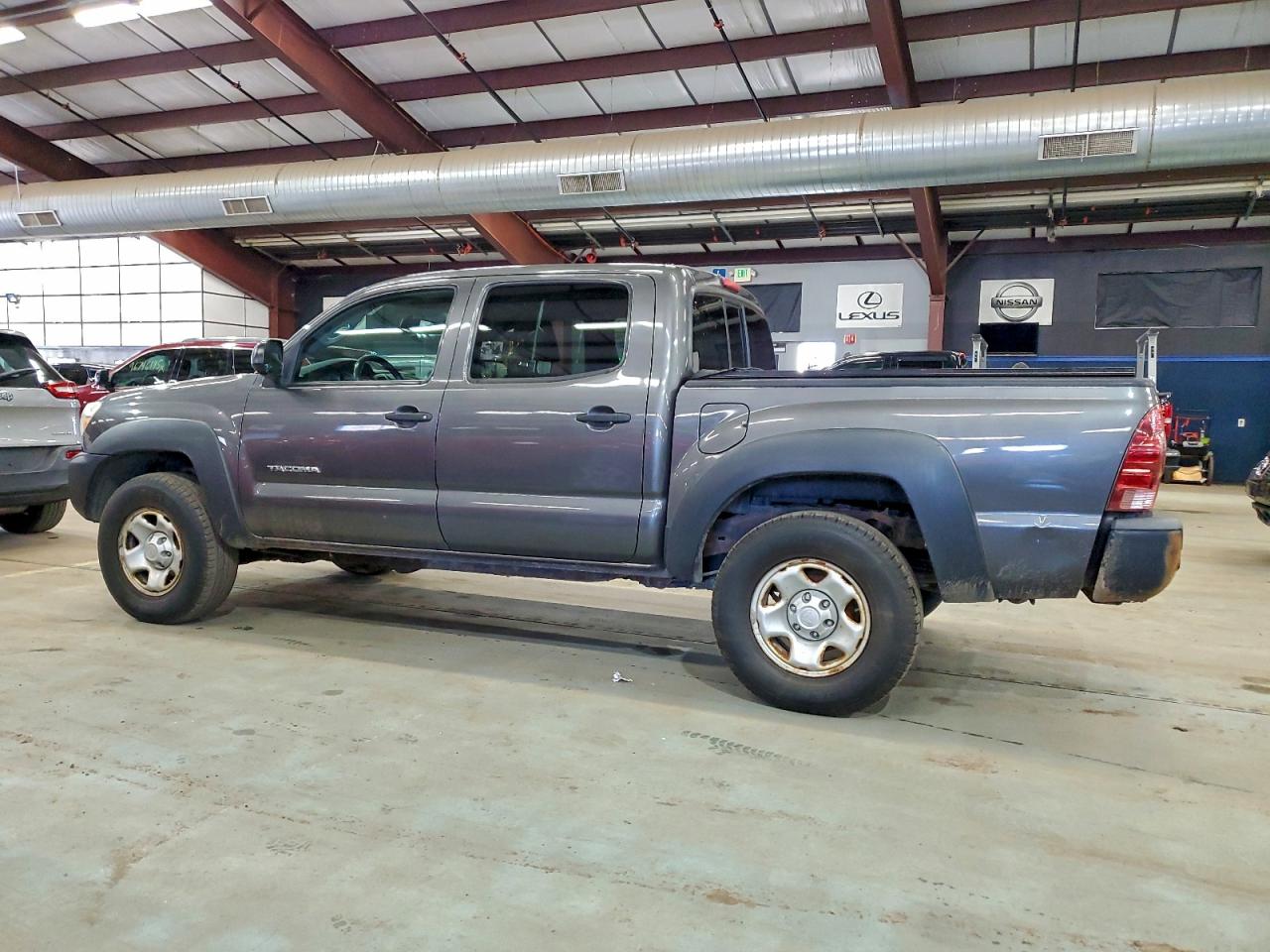 2013 TOYOTA TACOMA DOUBLE CAB photo 2
