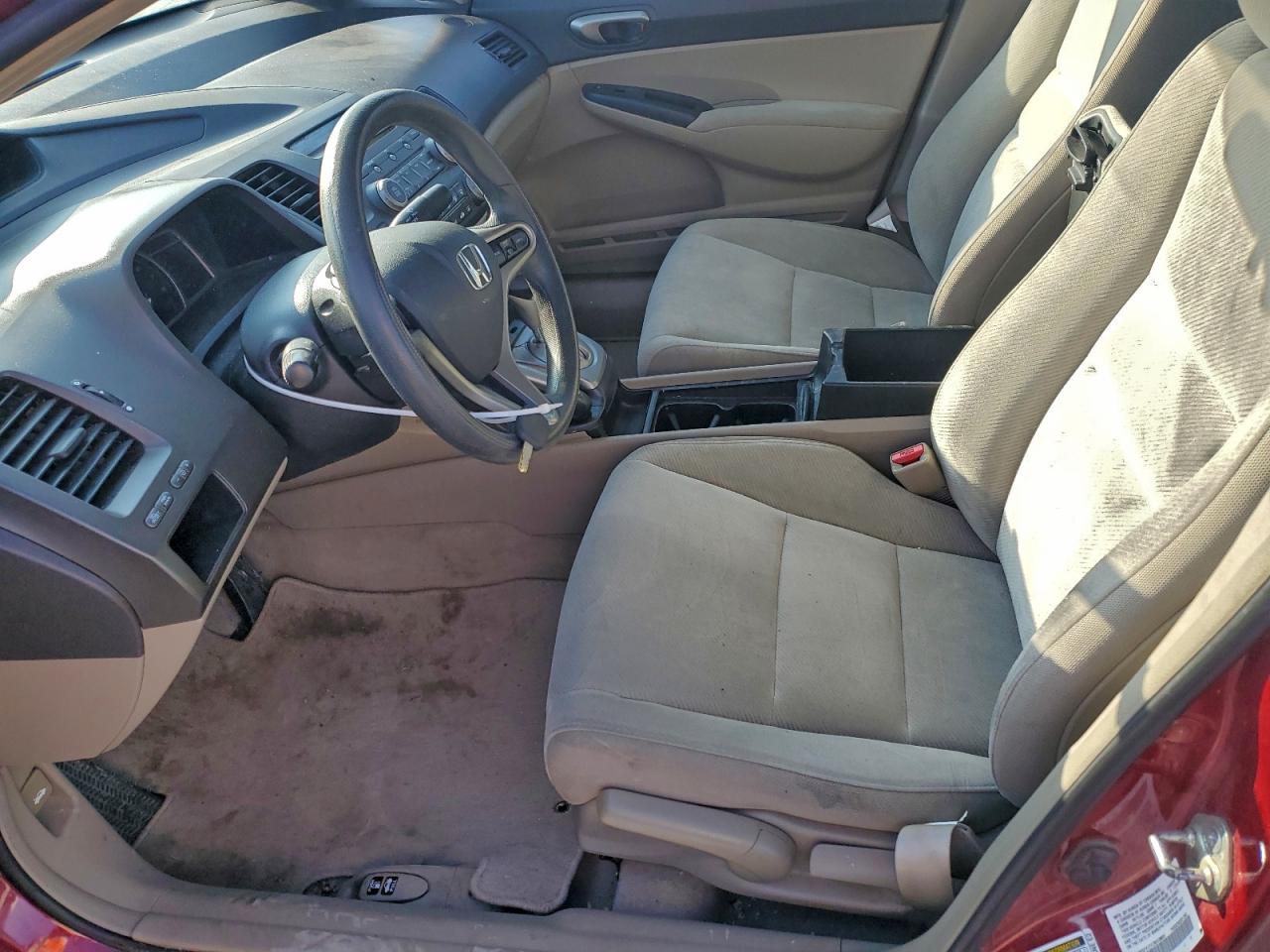 2011 HONDA CIVIC LX photo 7
