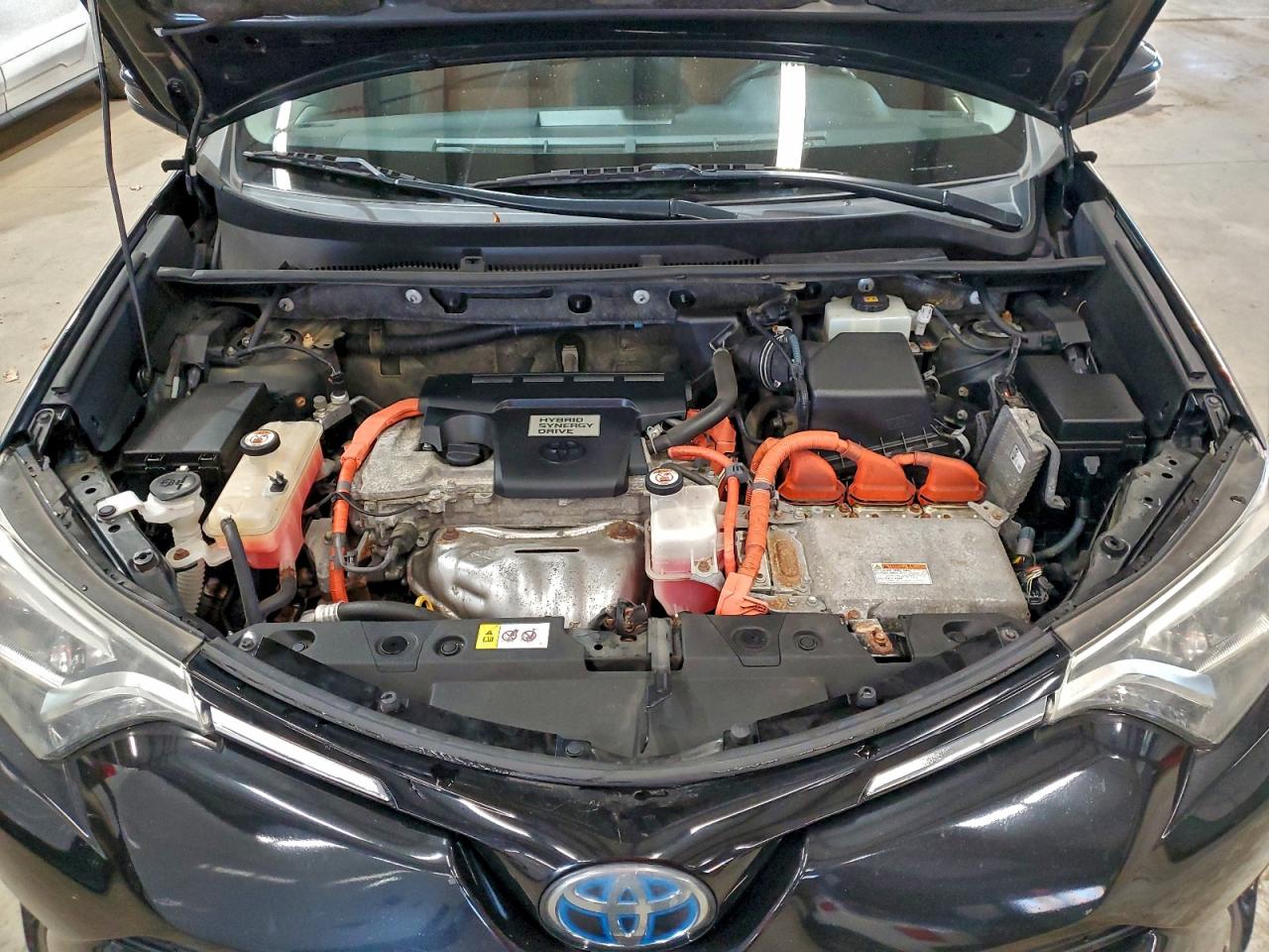2017 TOYOTA RAV4 HV LIMITED photo 12