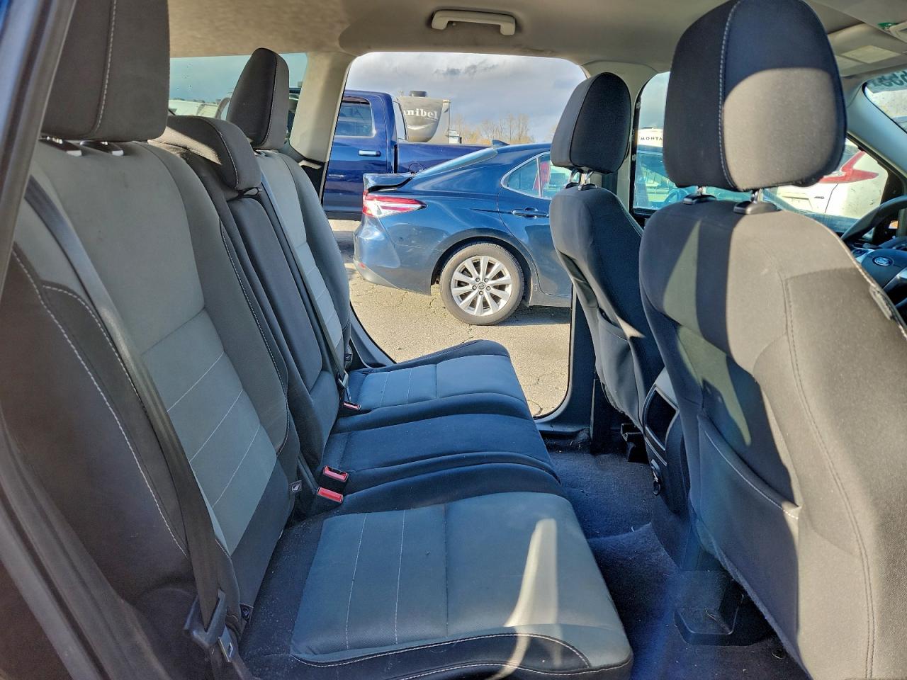 2016 FORD ESCAPE SE photo 10