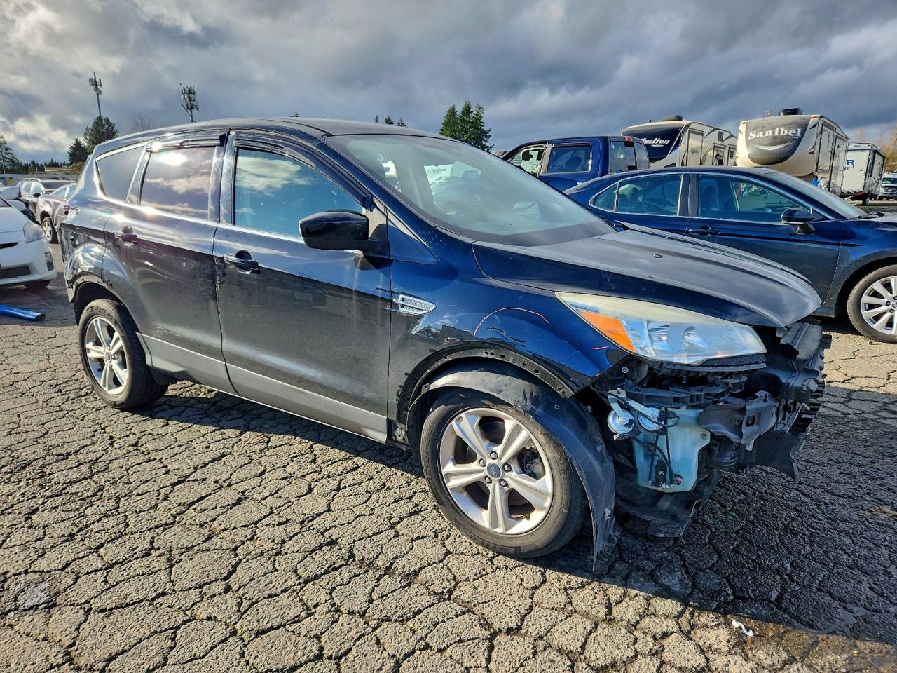 2016 FORD ESCAPE SE photo 4