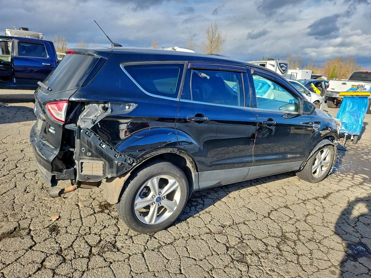 2016 FORD ESCAPE SE photo 3