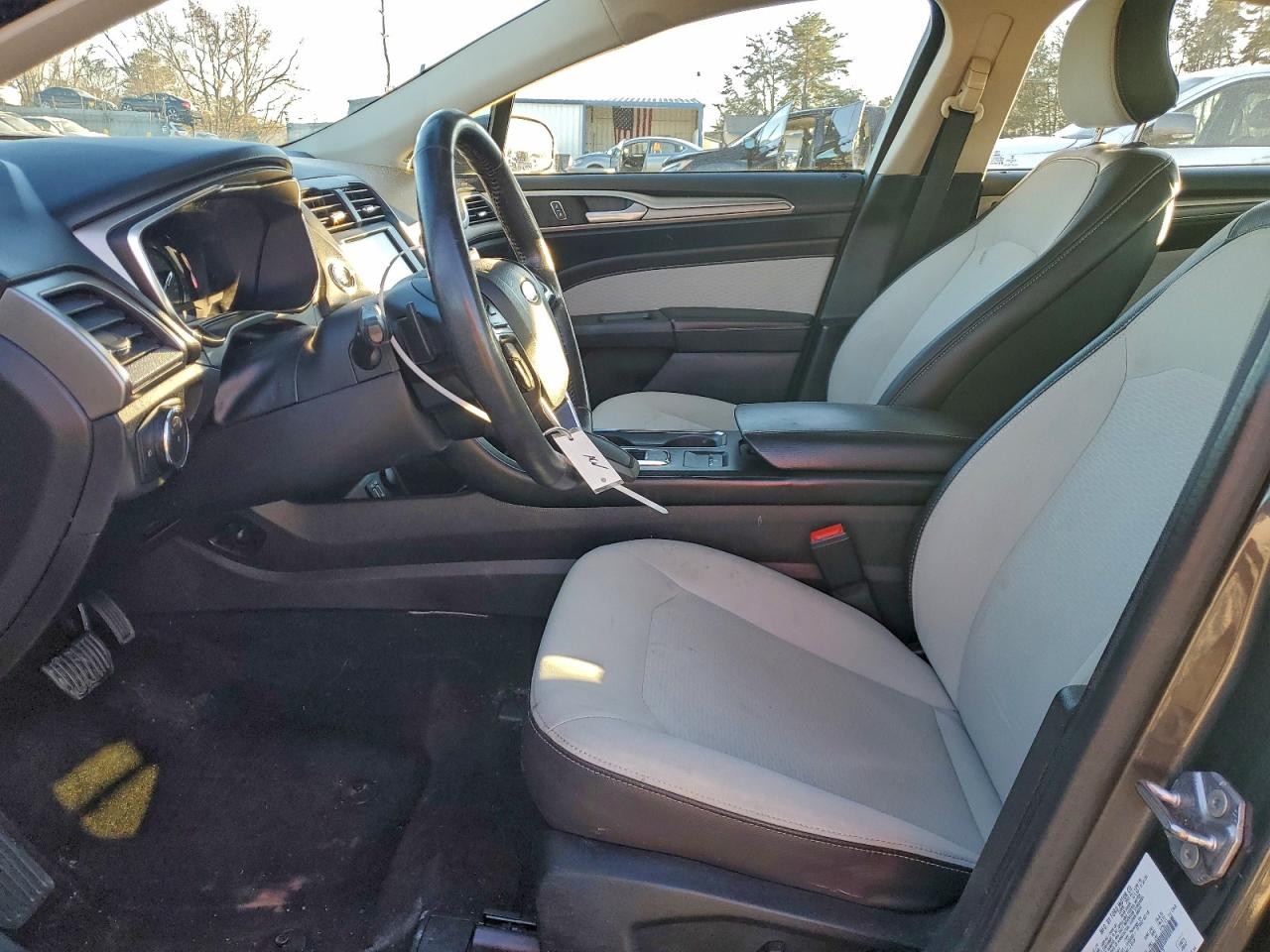 2019 FORD FUSION SE photo 7
