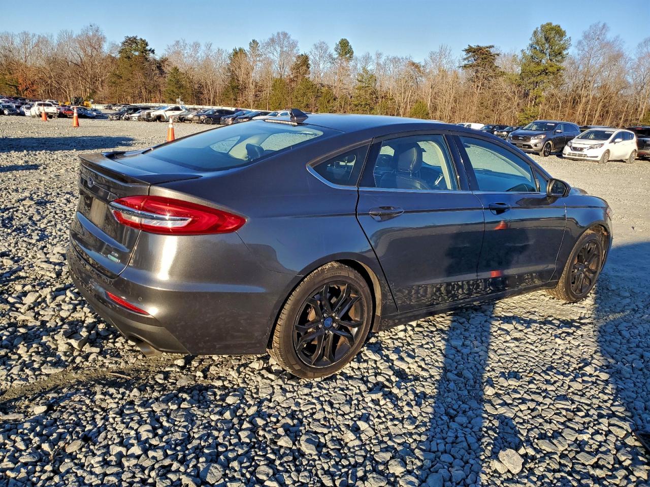 2019 FORD FUSION SE photo 3