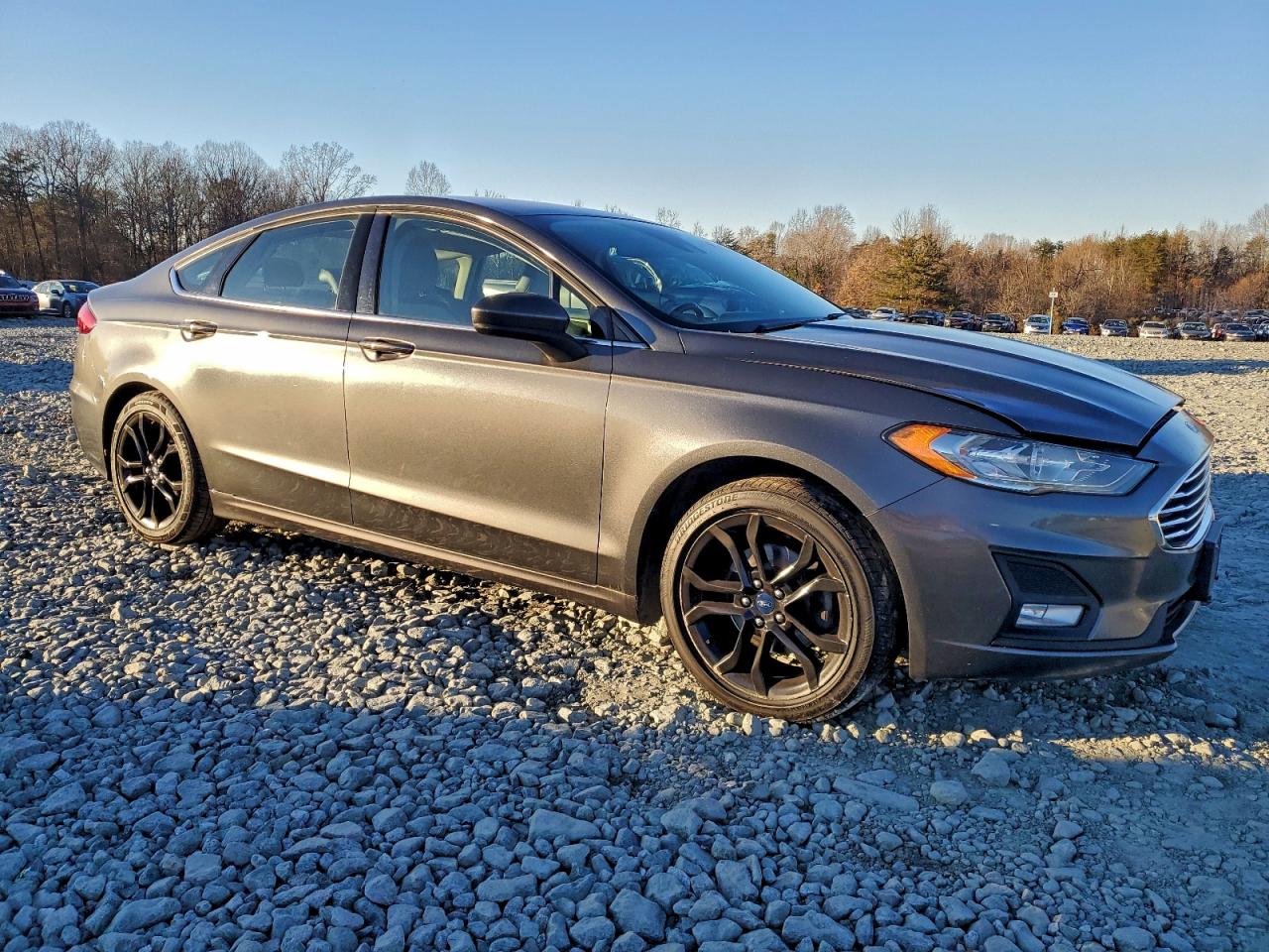 2019 FORD FUSION SE photo 4