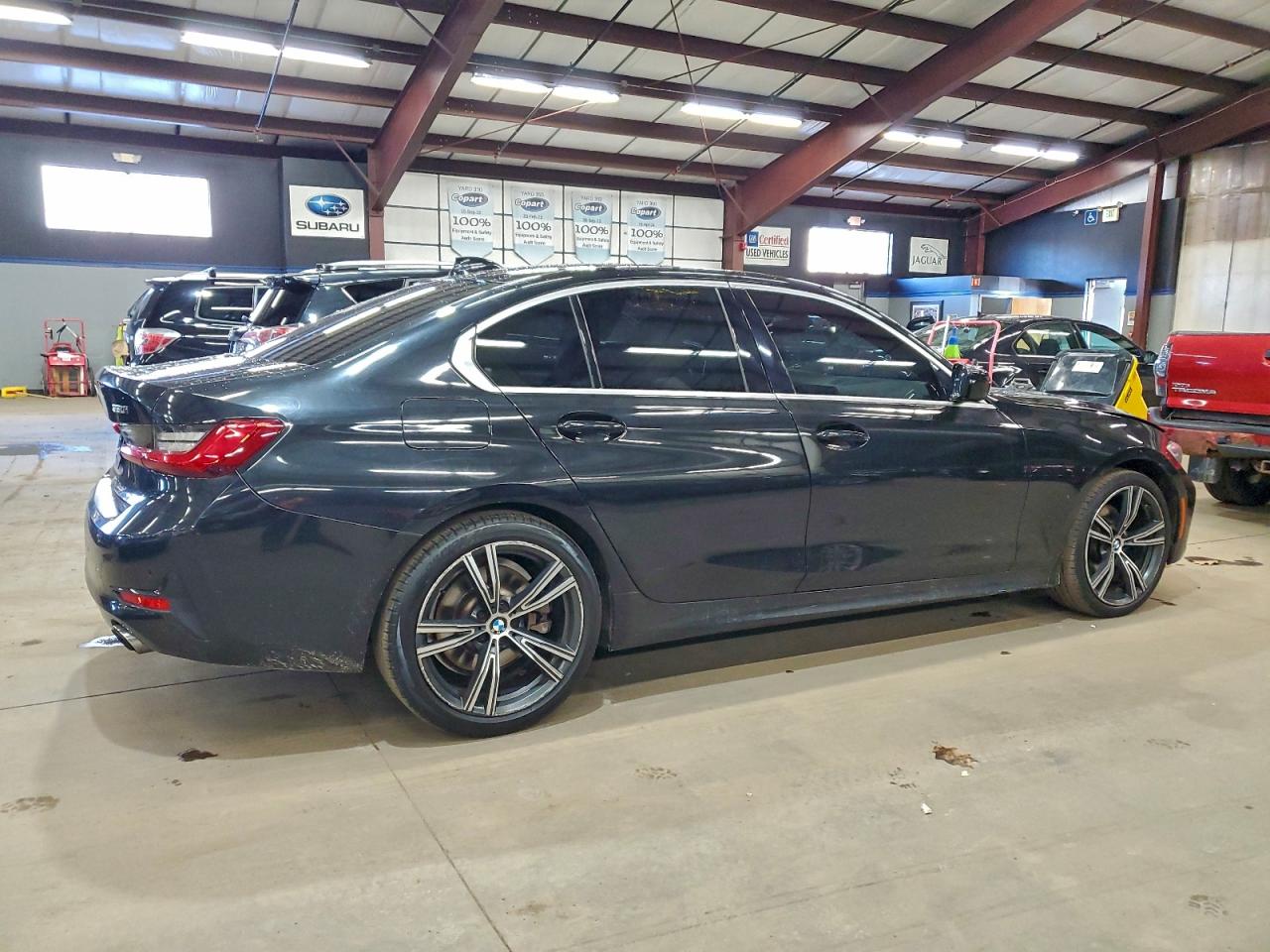 2020 BMW 330XI photo 3