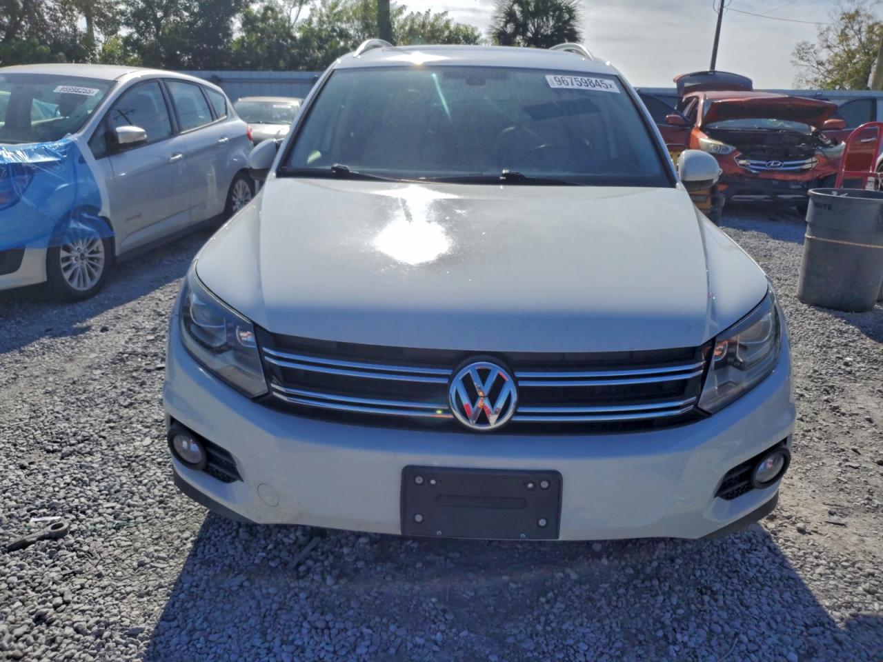 2016 VOLKSWAGEN TIGUAN S photo 5