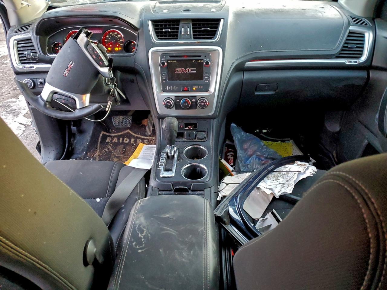 2015 GMC ACADIA SLE photo 8