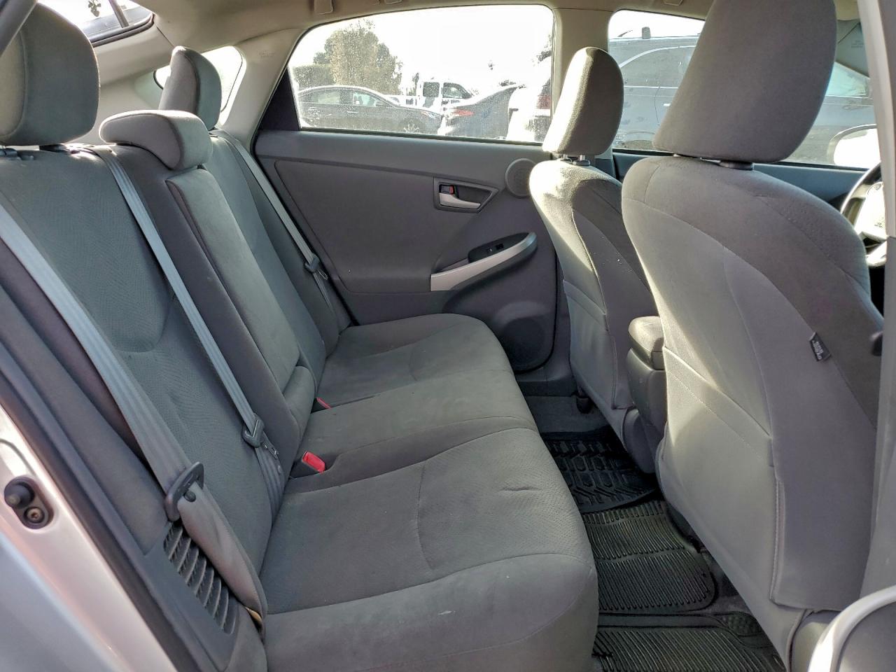 2011 TOYOTA PRIUS photo 10