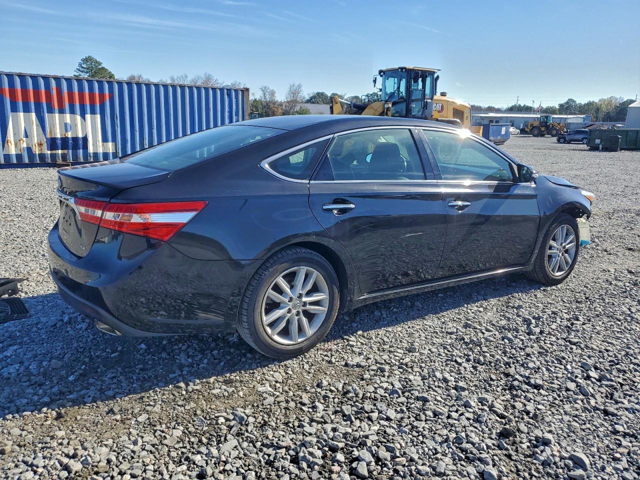 2013 TOYOTA AVALON BASE photo 3