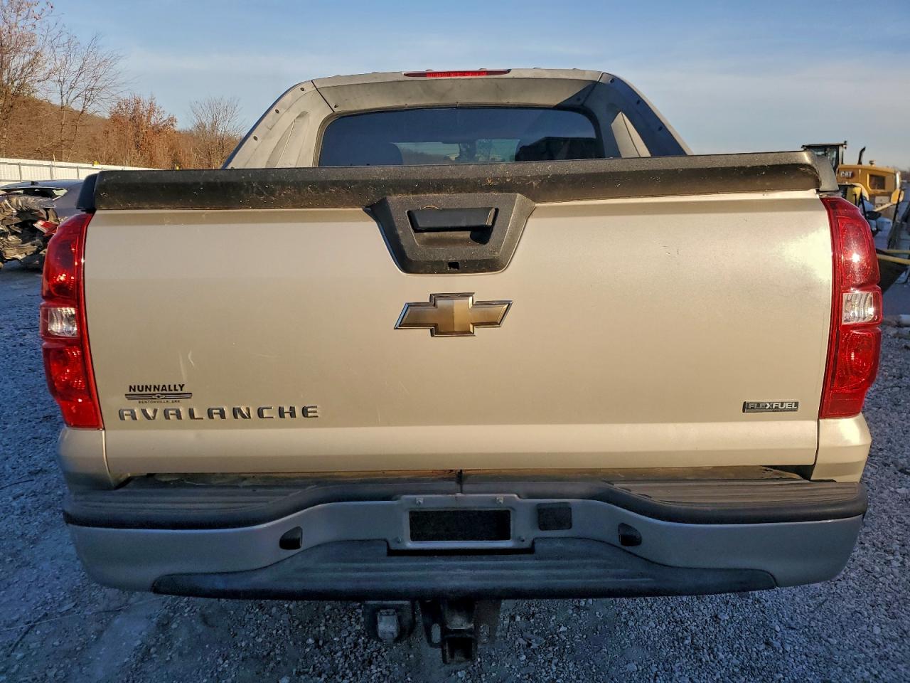 2009 CHEVROLET AVALANCHE C1500 LS photo 6