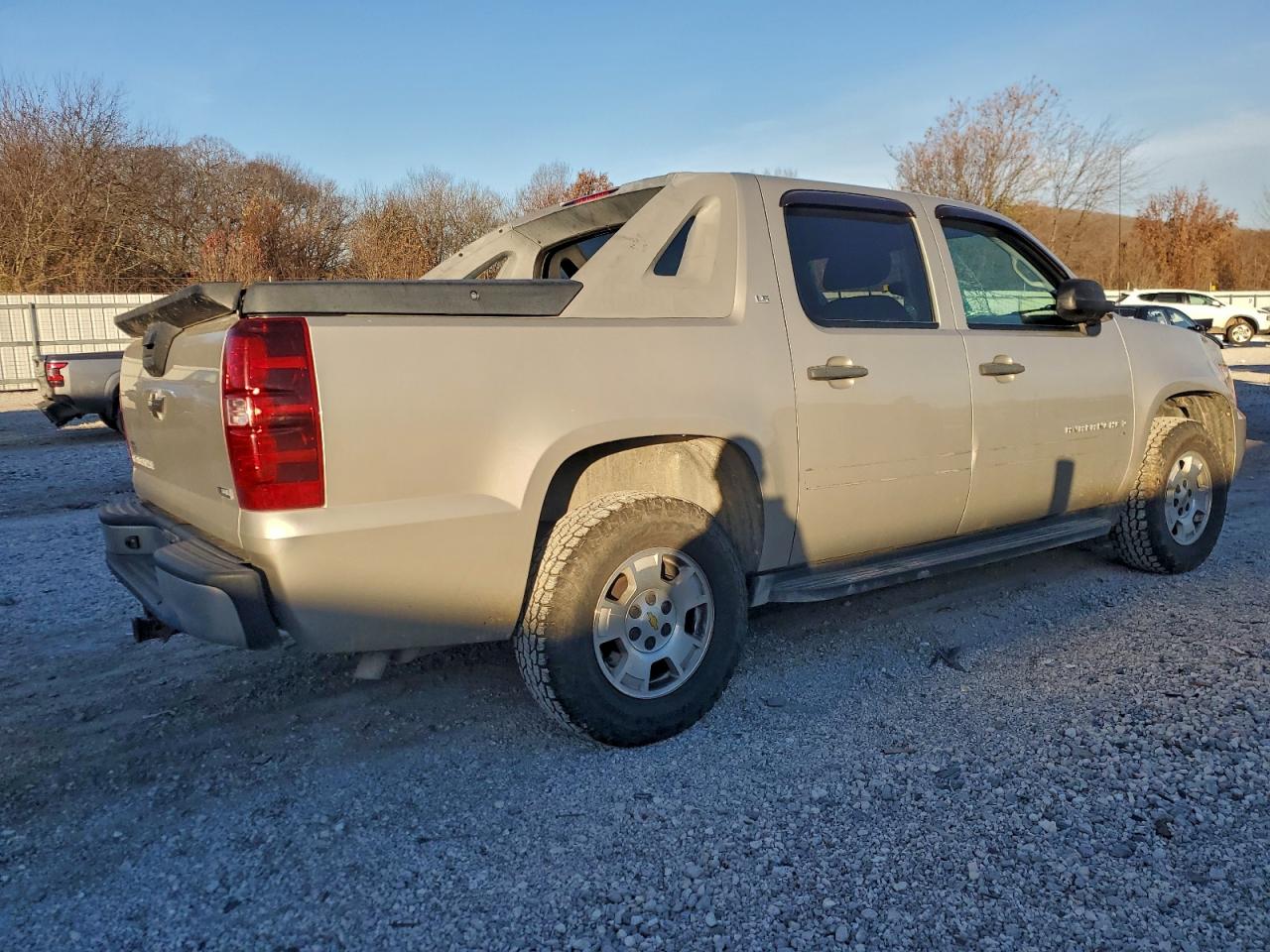 2009 CHEVROLET AVALANCHE C1500 LS photo 3