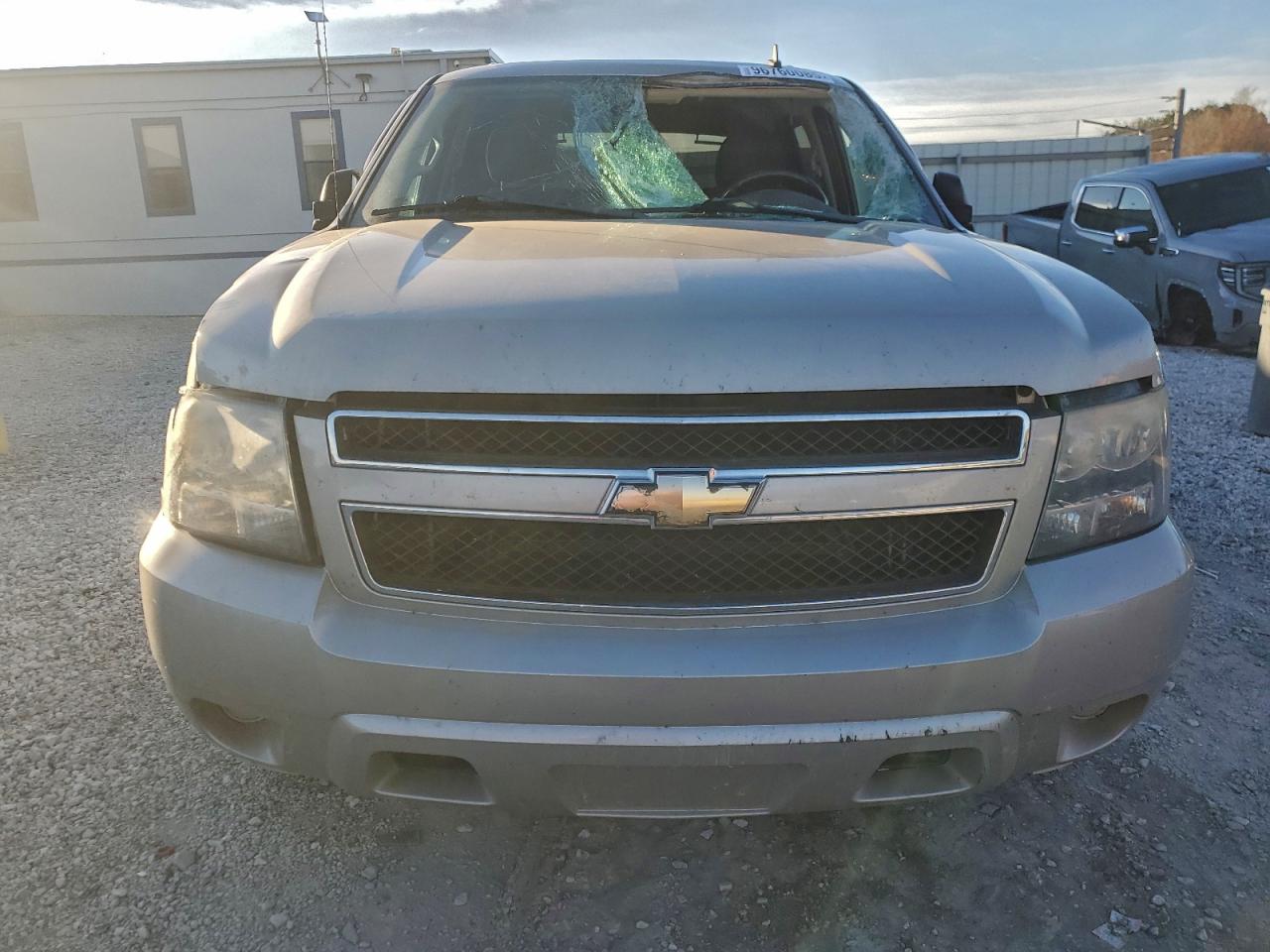 2009 CHEVROLET AVALANCHE C1500 LS photo 5