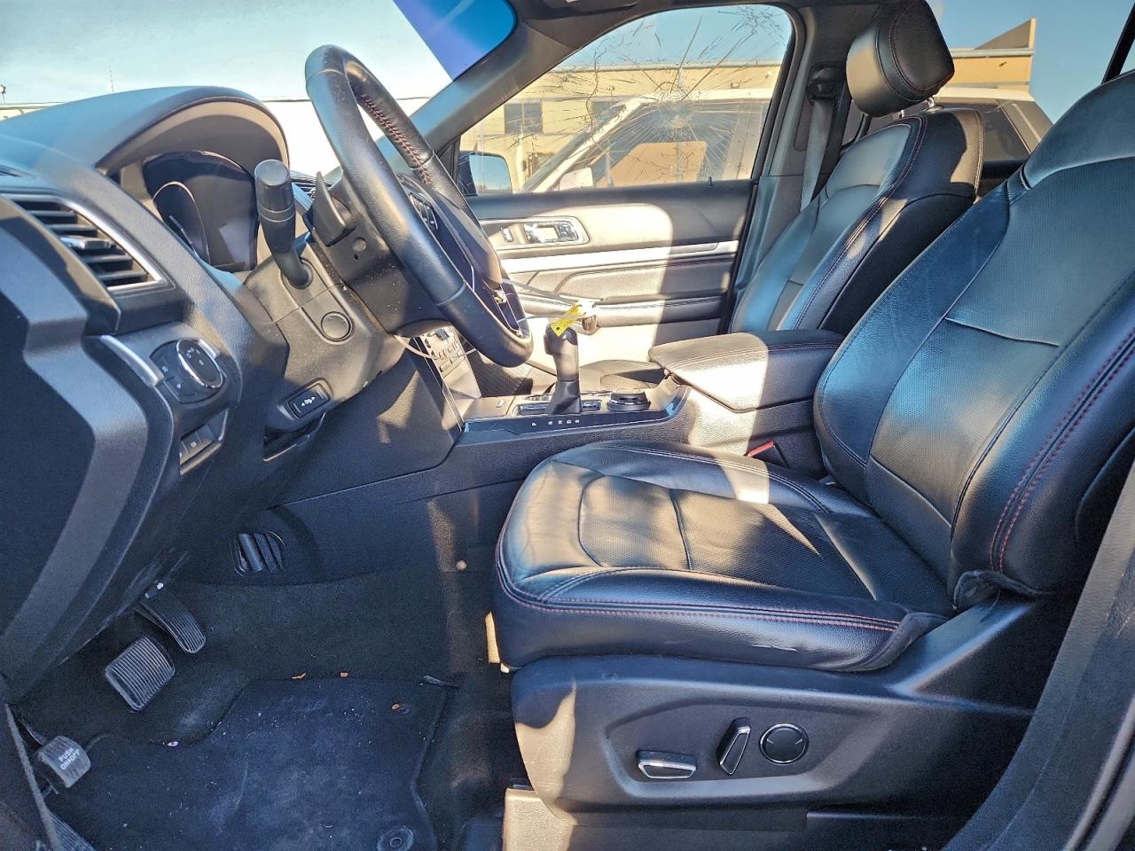2016 FORD EXPLORER SPORT photo 13