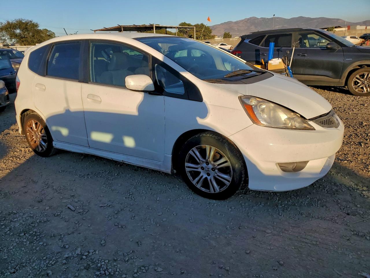 2011 HONDA FIT SPORT photo 4