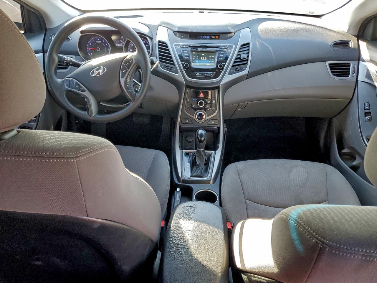 2014 HYUNDAI ELANTRA SE photo 8