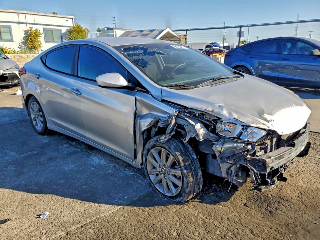 2014 HYUNDAI ELANTRA SE photo 4