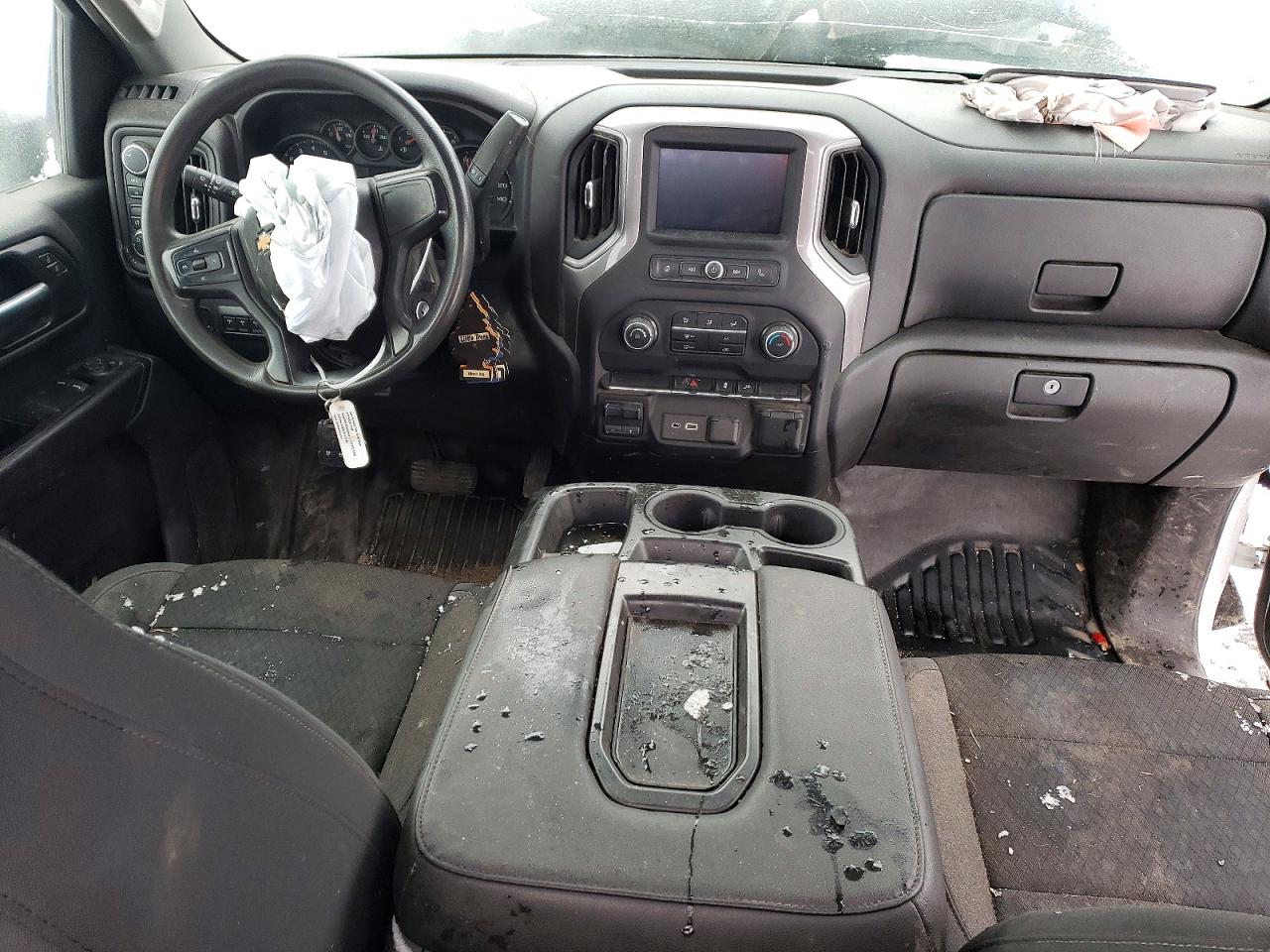 2021 CHEV 3500 CC 4X4 photo 8
