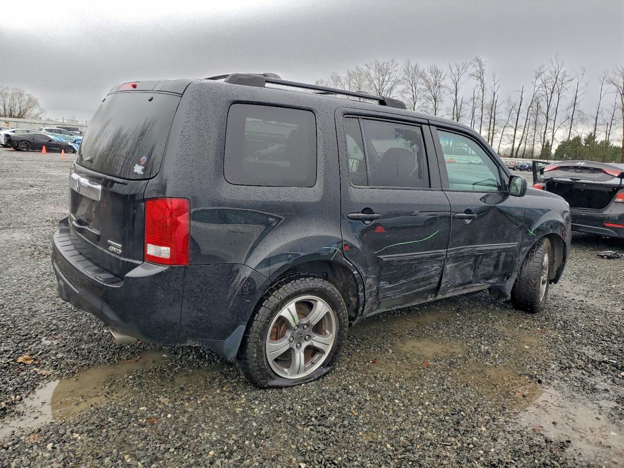 2015 HONDA PILOT SE photo 3