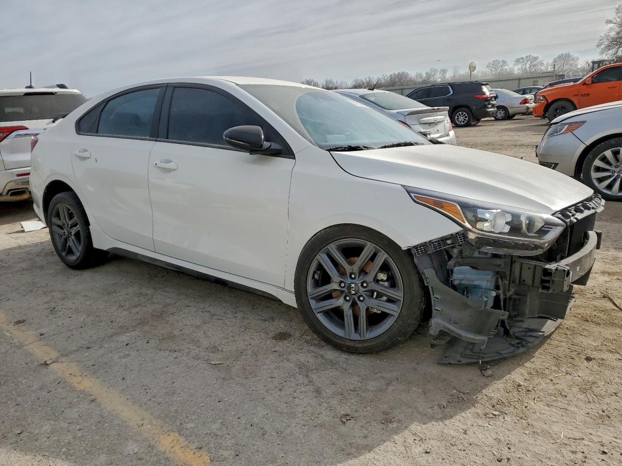 2021 KIA FORTE GT LINE photo 4