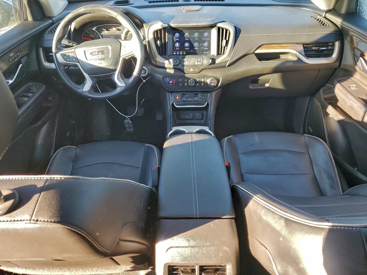 2020 GMC TERRAIN DENALI photo 8