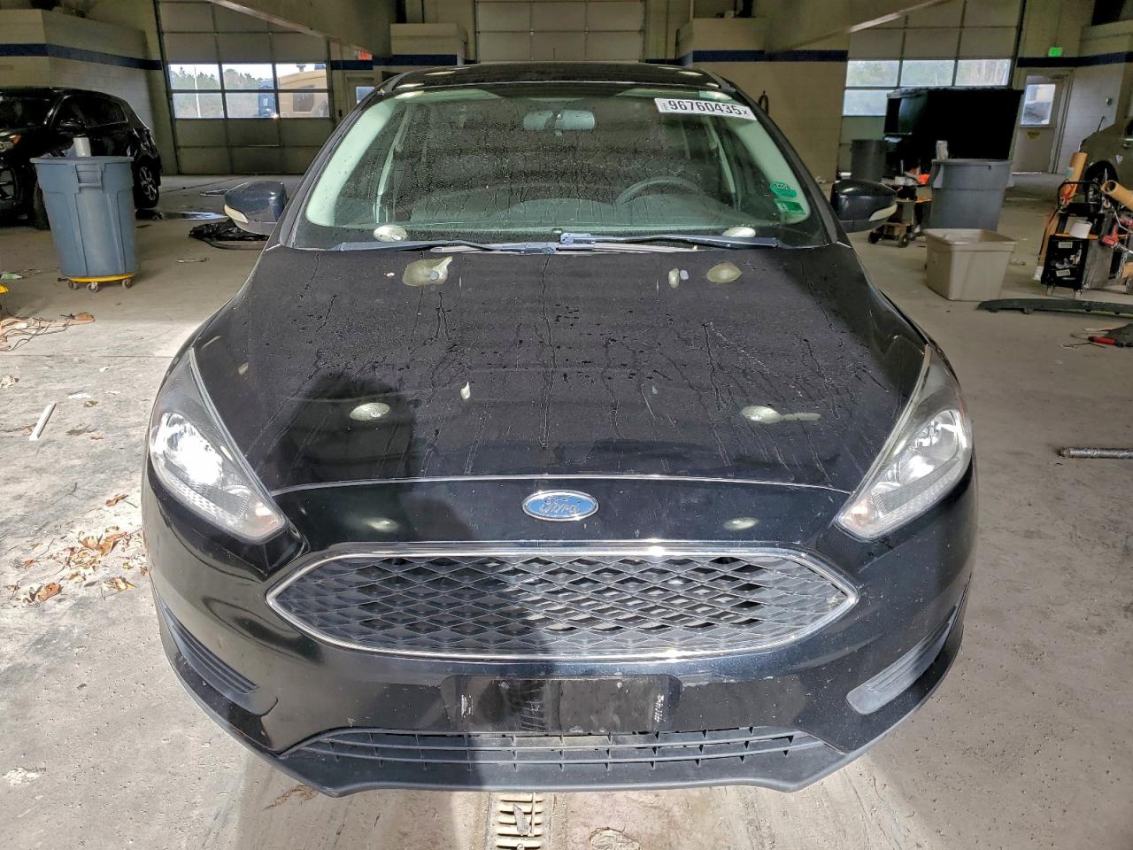 2017 FORD FOCUS SE photo 5