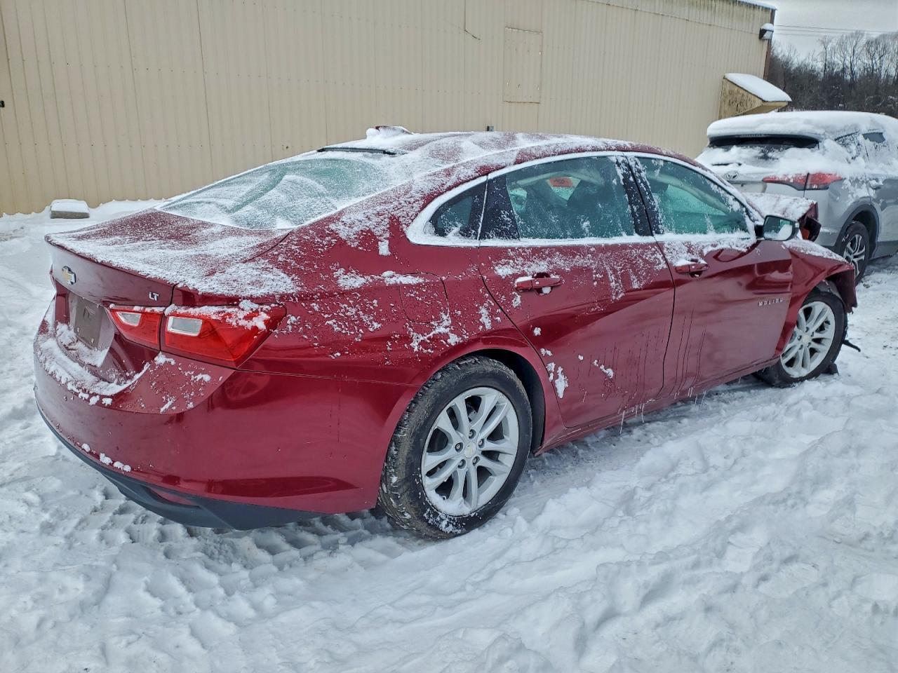 2017 CHEVROLET MALIBU LT photo 3