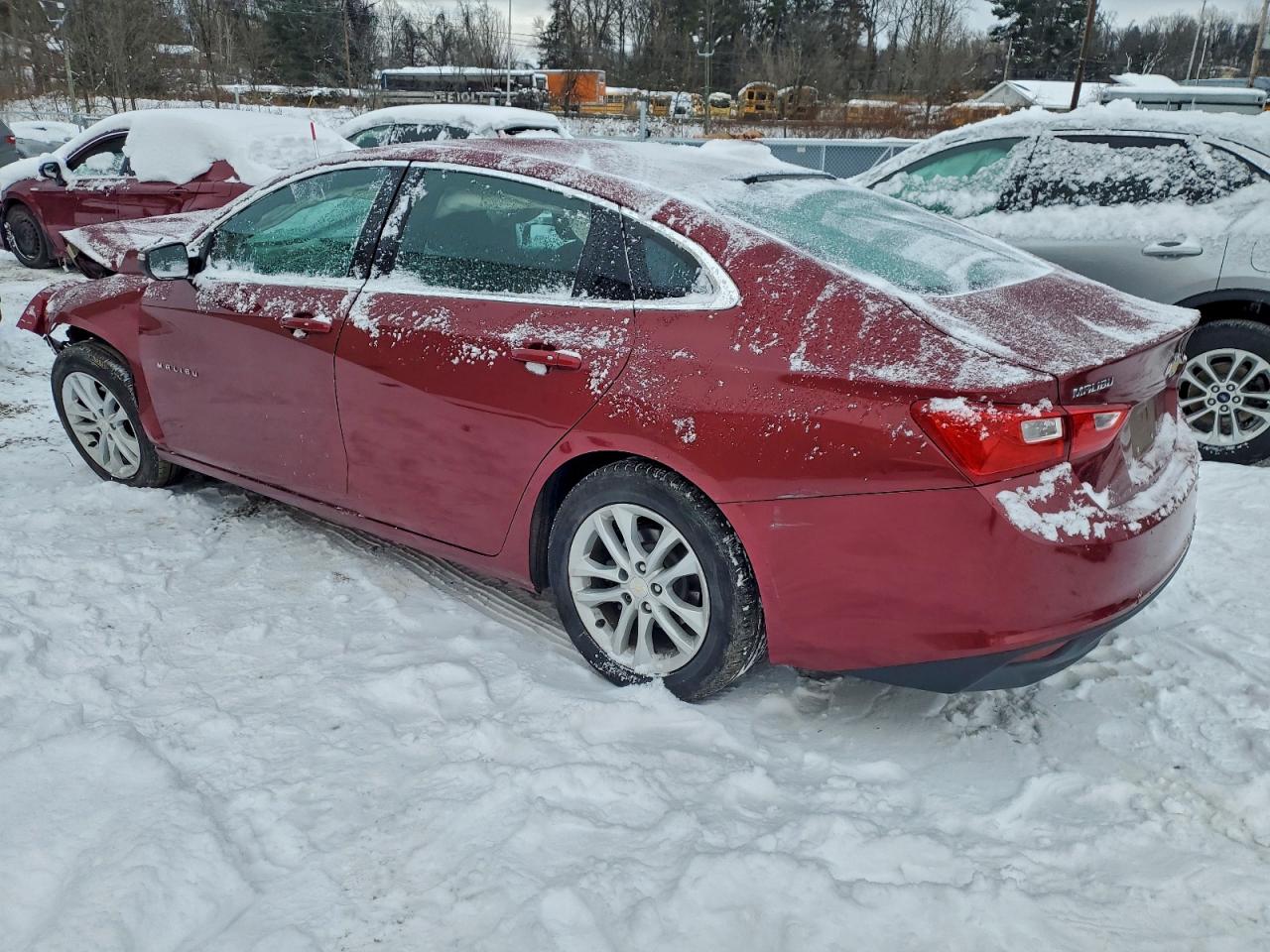 2017 CHEVROLET MALIBU LT photo 2