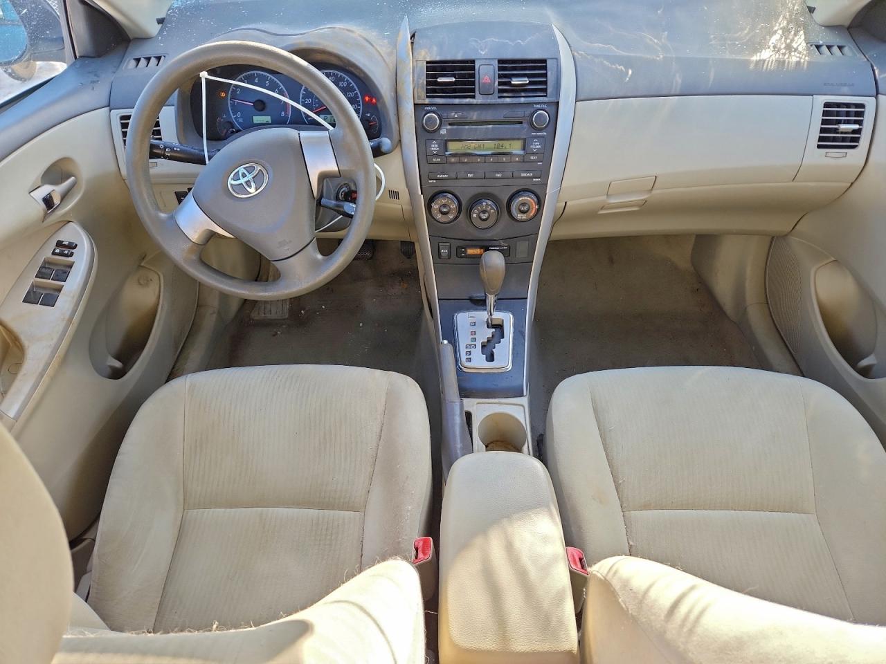 2010 TOYOTA COROLLA BASE photo 8
