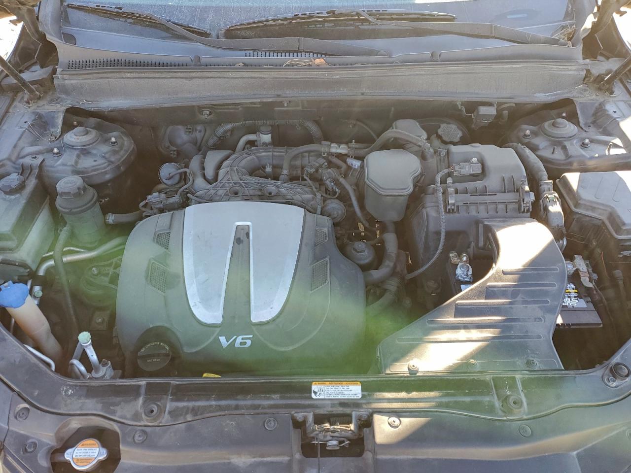 2011 HYUNDAI SANTA FE SE photo 12
