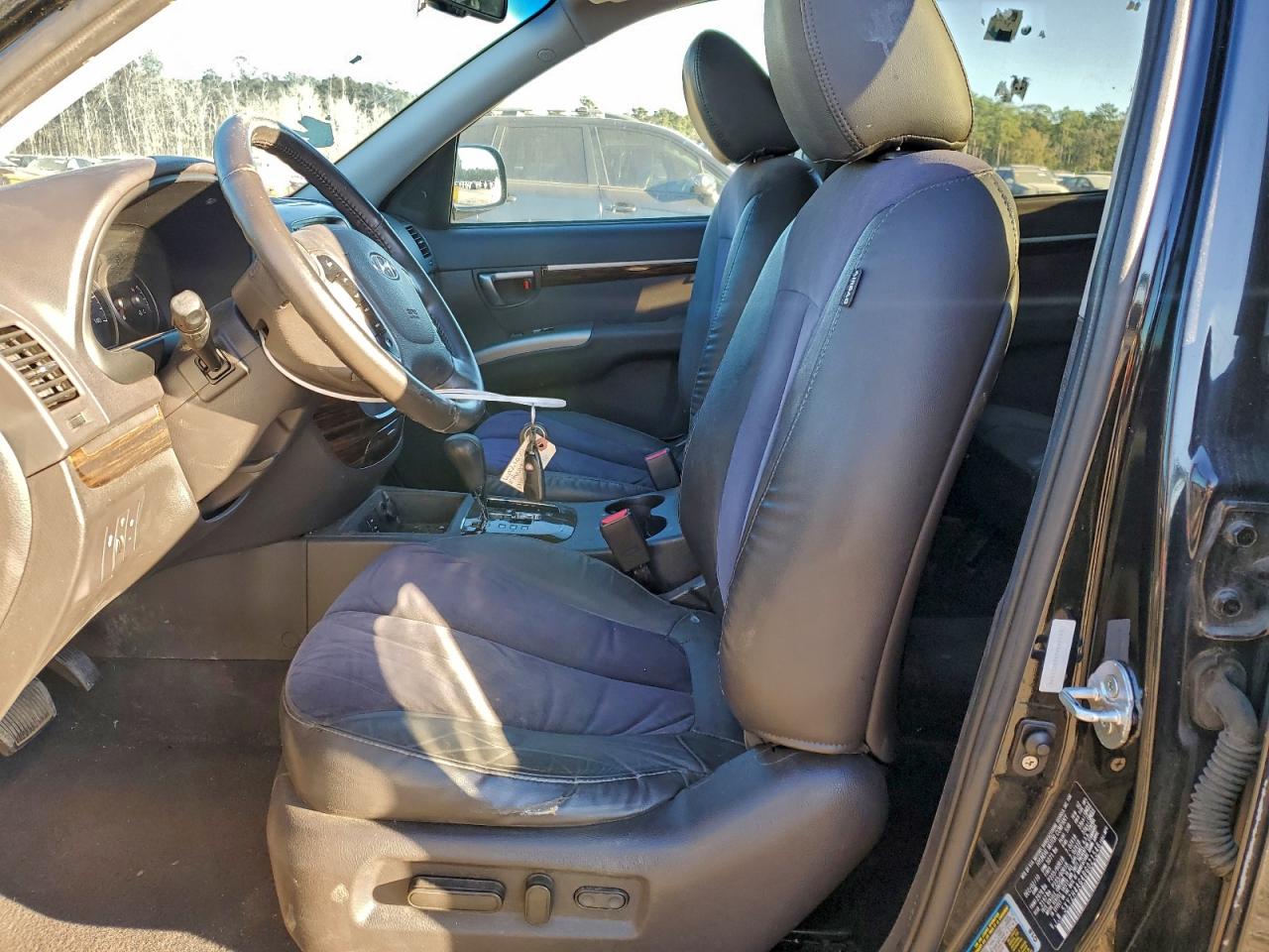 2011 HYUNDAI SANTA FE SE photo 7