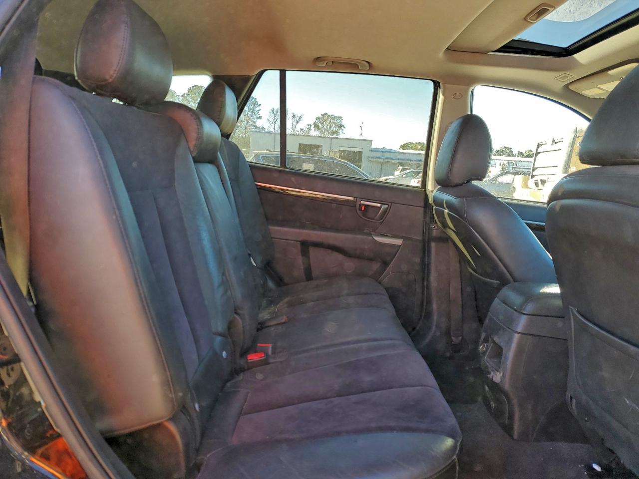 2011 HYUNDAI SANTA FE SE photo 11